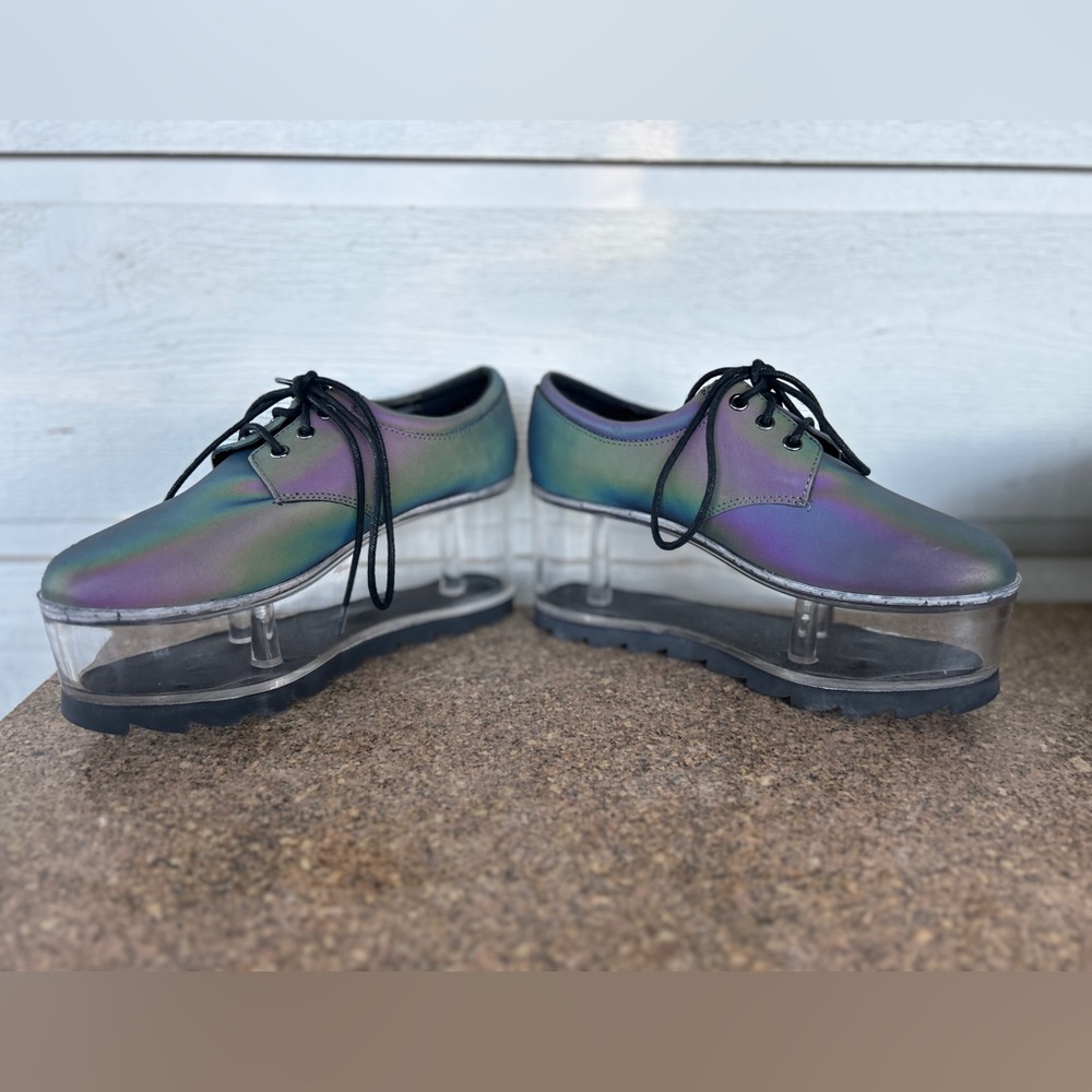 RARE! Limited edition Reflective YRU Qloud shoes. New/never worn.